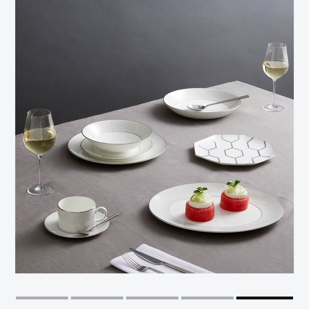 Wedgwood Gio Platinum Salad Plate